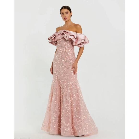 Stunning Off the shoulder Mermaid MacDuggal Gown - Size 8 - Picture 1 of 7